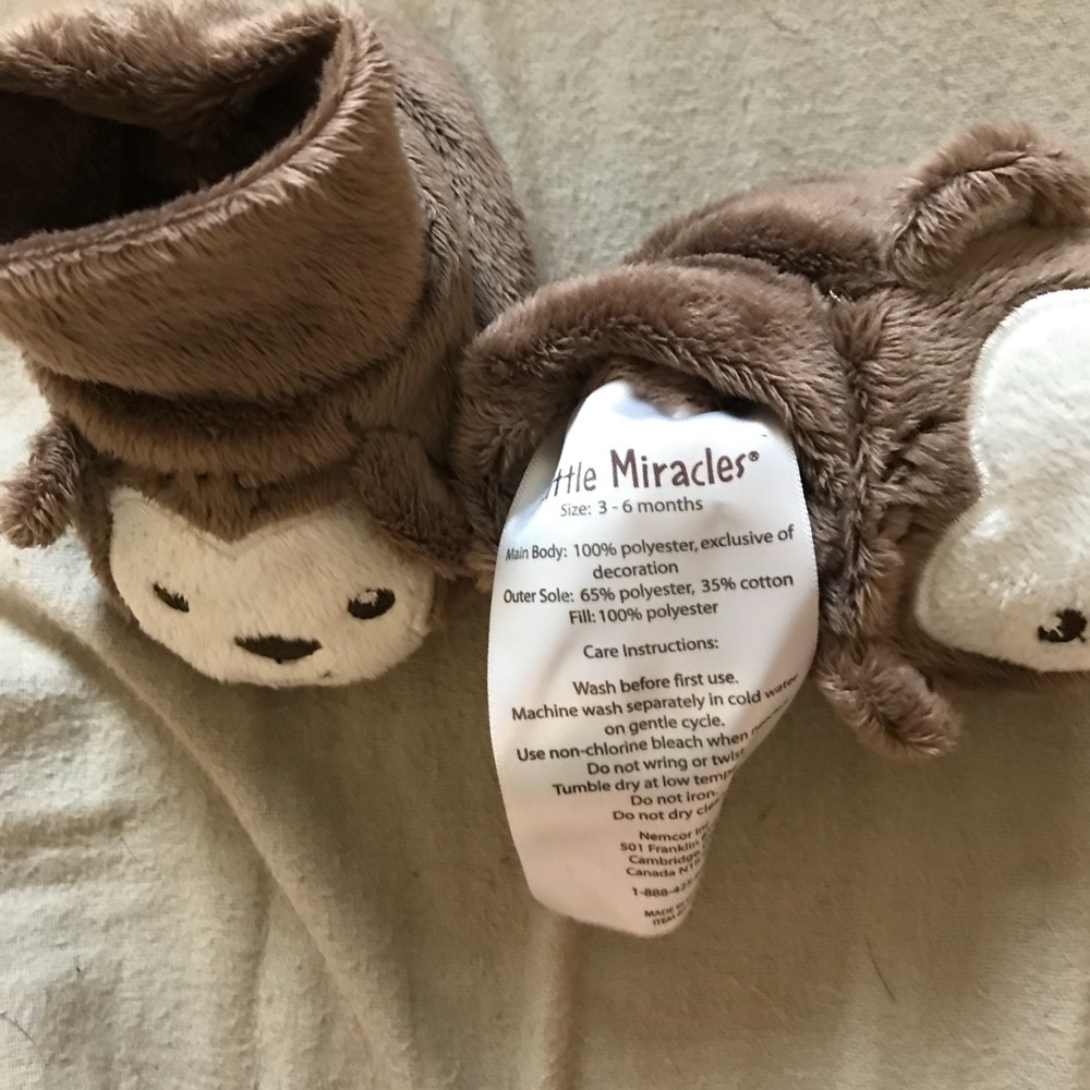 Baby booties - Picture 2 of 2